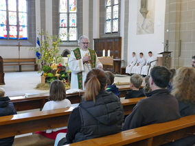Familiengottesdienst zum Erntedankfest (© Karl-Franz Thiede)